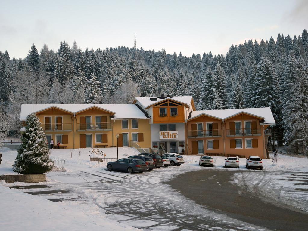 Hotel Elbele Garni Folgaria Eksteriør billede