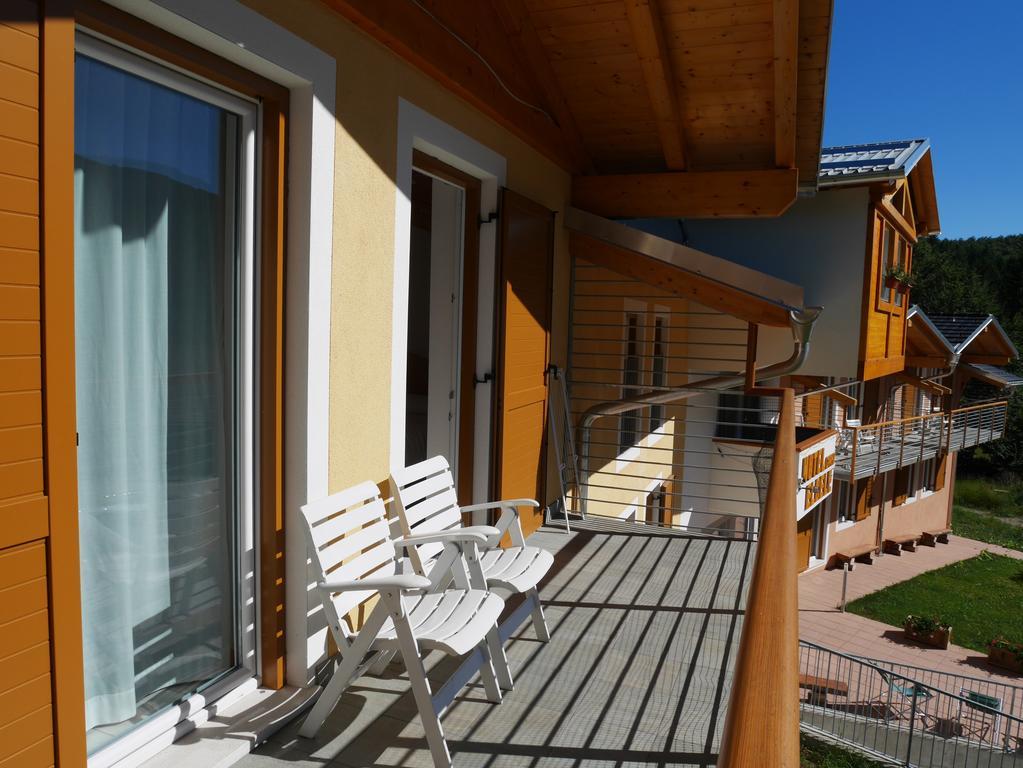 Hotel Elbele Garni Folgaria Eksteriør billede