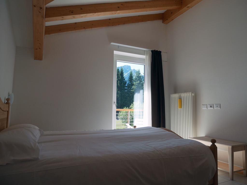 Hotel Elbele Garni Folgaria Eksteriør billede