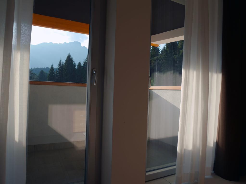 Hotel Elbele Garni Folgaria Eksteriør billede
