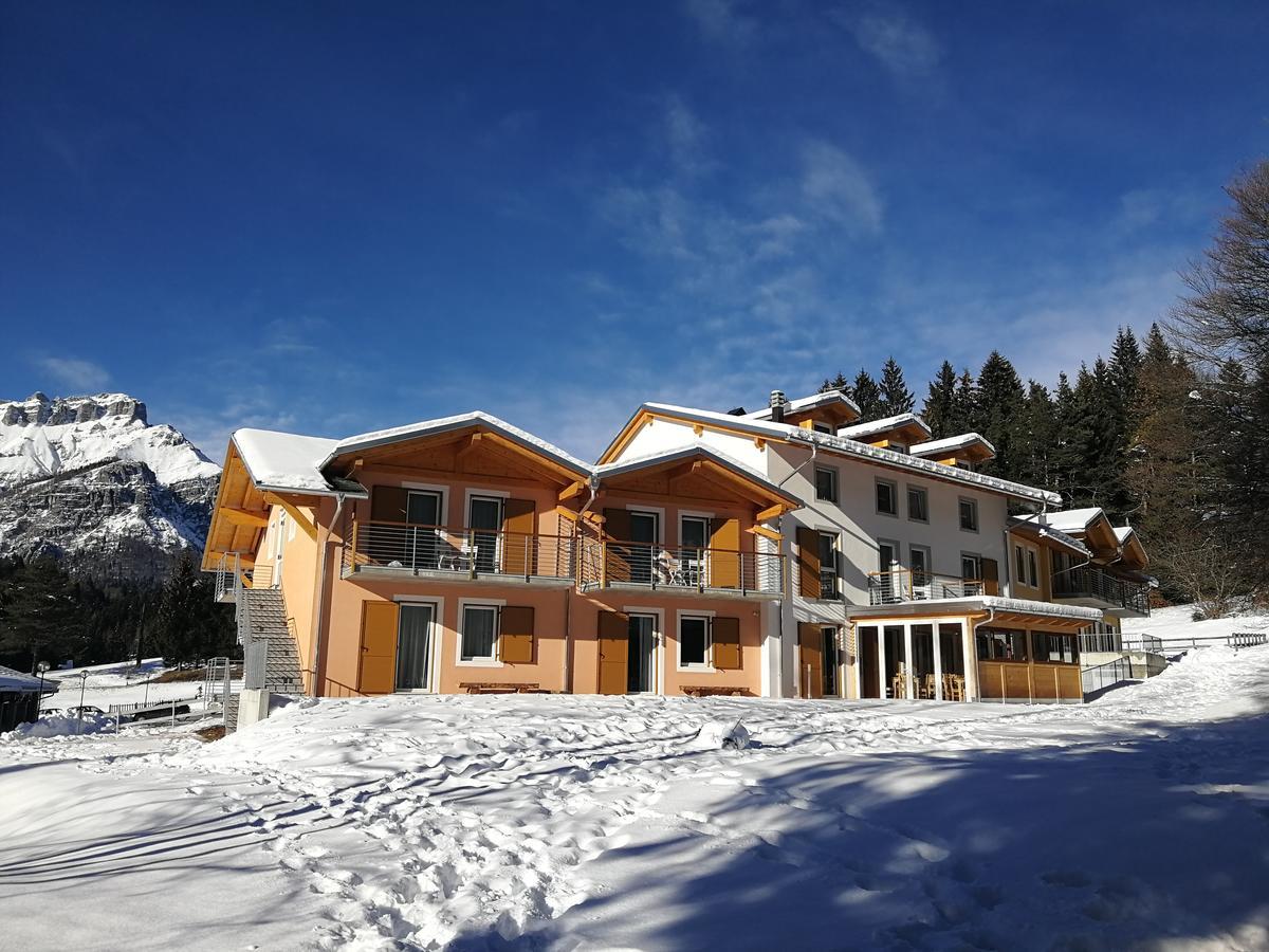 Hotel Elbele Garni Folgaria Eksteriør billede